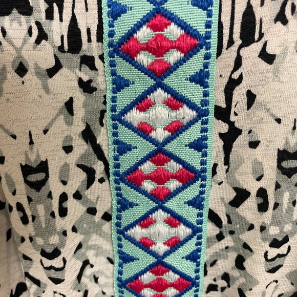 Rue 21 Aztec Pattern Black White Jr’s Dress Sz S Racerback Straps Embroidery Y2K - Picture 8 of 10